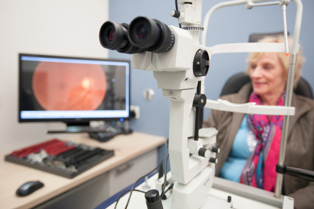 Eye test/examination with digital retina photograph at glaucoma specialists opticians Buchanan Optometrists, Kent